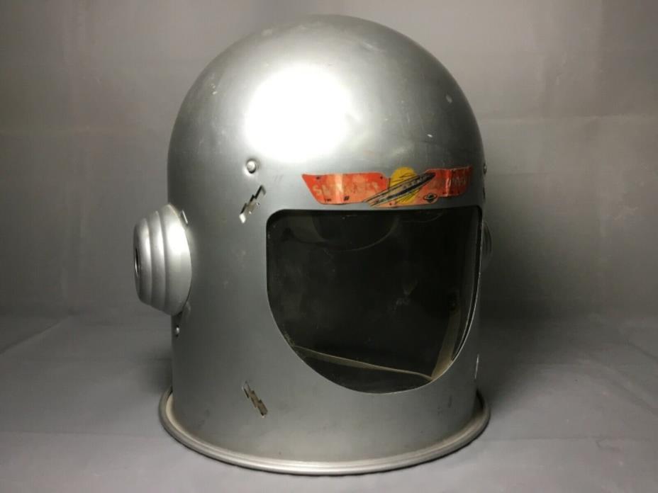 Mirro Satellite Explorer space helmet with head straps pretty nice condition