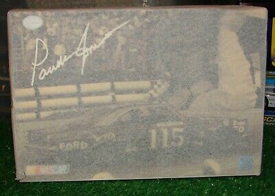 Monogram 85-4831  '67 Ford Fairlane   #115   Parnelli Jones  NIB