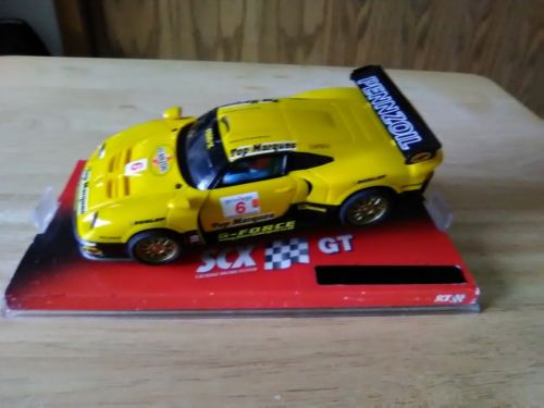SCX Anolog Porsche GT1 - Pennzoil 1/32 Slot Car With Lights