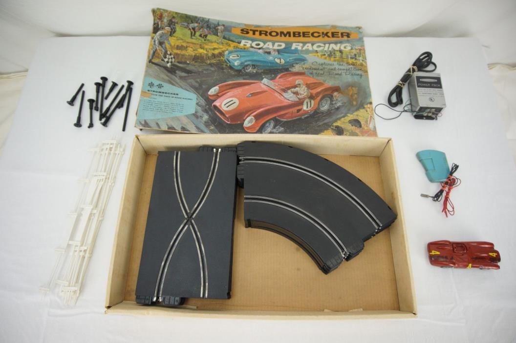 Strombecker Road Racing 1:32 Slot Car Racing Set Vintage 1960s Set #9925 w/ Box