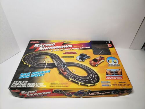 ARTIN RACING SHOWDOWN SLOT CAR TRACK SET TESTED WORKING FORD MUSTANG Complete