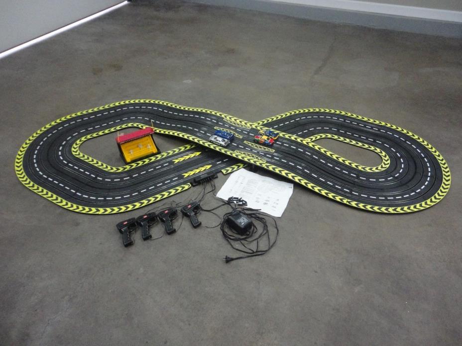 Artin Pro Scale  1/32 4 lane racing slot car track with 4 cars