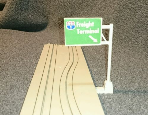 Tyco US1 Electric Trucking Freight Terminal Sign slot car track accessory