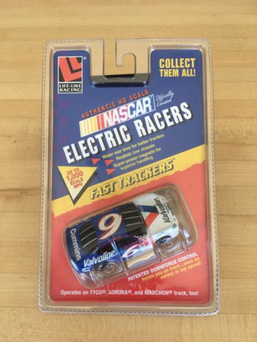 LIFE-LIKE HO Slot Car #6 Valvoline FORD TAURUS NASCAR Fast Trackers #9709 - New