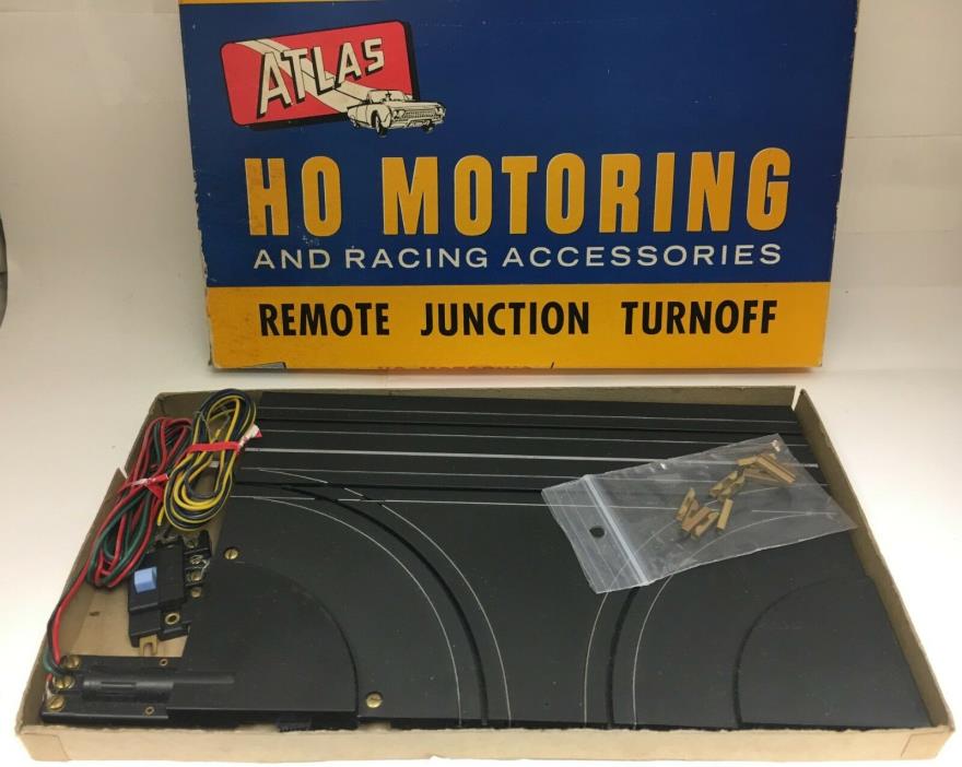 ATLAS HO SLOT CAR 1960’S REMOTE JUNCTION TURNOFF IN ORIGINAL BOX