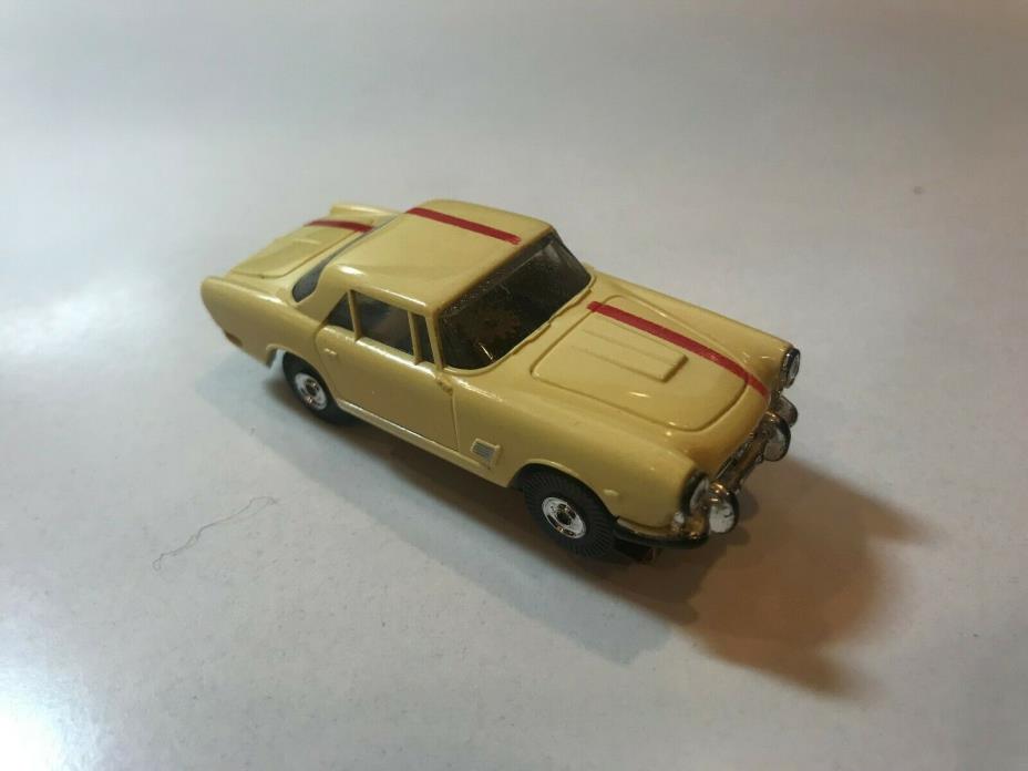 Aurora / T Jet Vintage - Maserati - Yellow/Red Stripe - HO Slot Car