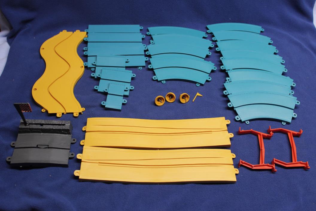 Vintage Ideal Motorific Racerific Racetrack FOR PARTS