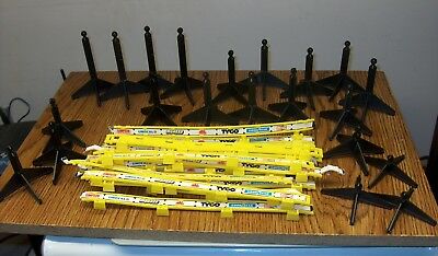 VINTAGE TYCO SLOT CAR ACCESSORIES FLAGS,GUARD RAILS,22 ELEVATION BRIDGE SUPPORTS