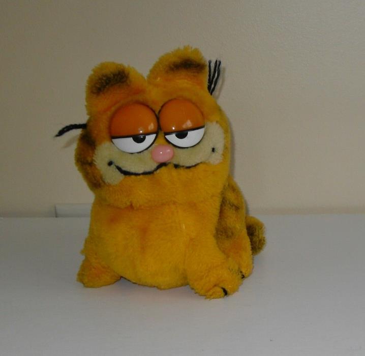 Garfield Vintage 1981 Seated 6