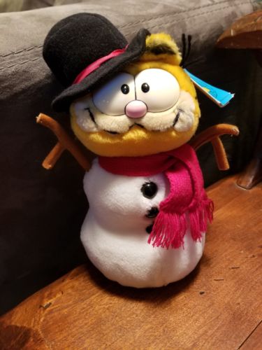 Vintage 11” Garfield Dakin Winter Snowman Christmas Holiday Plush Toy 1978 w/tag
