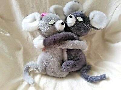 Vintage 1976 Dakin Gray Hugging Mice Plush Animals 11
