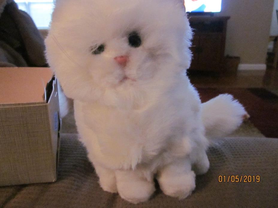 Vintage 1983 DAKIN Nature Babies PRINCESS PERSIAN Cat White Plush STUFFED ANIMAL