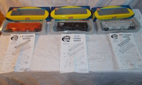 3 Vintage ATHEARN Ready to Roll Train Cars #92757 #91266 #WP12077