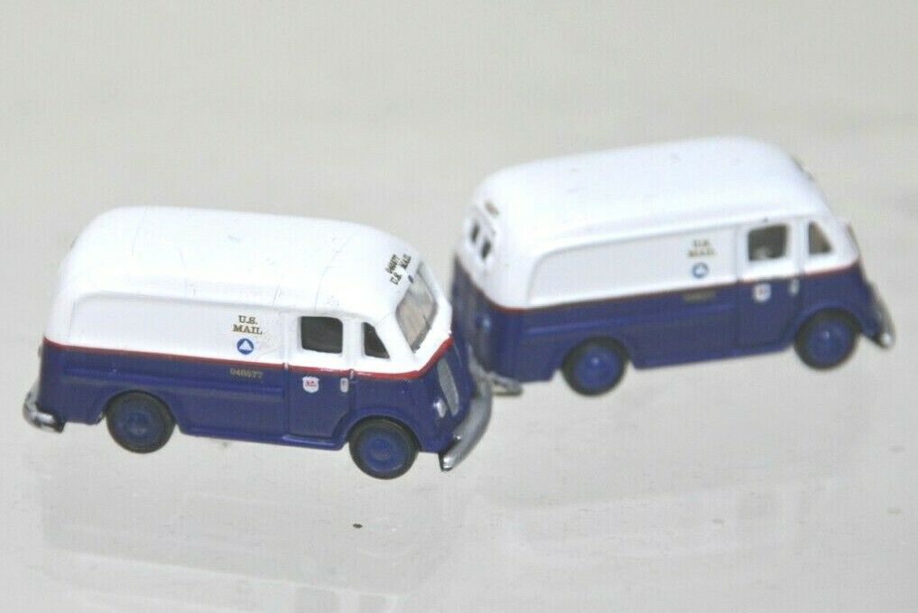 Vintage Lot 2 CMW Mini Metals 1/87 HO Scale DIECAST Metro Delivery U S Mail Van