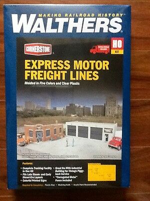 WALTHERS 1/87 HO CORNERSTONE EXPRESS MOTOR FREIGHT LINES  # 933-4049  F/S  NEW!