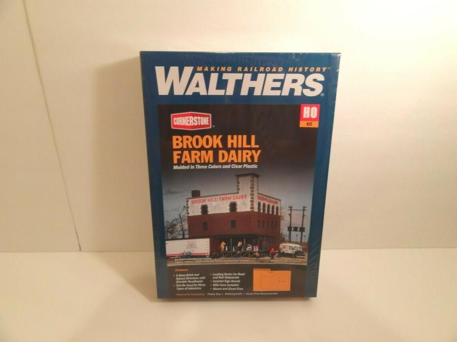 WALTHERS HO 933-3010 BROOK HILL FARM DAIRY  Cornerstone Building/ Kit  BRAND NEW