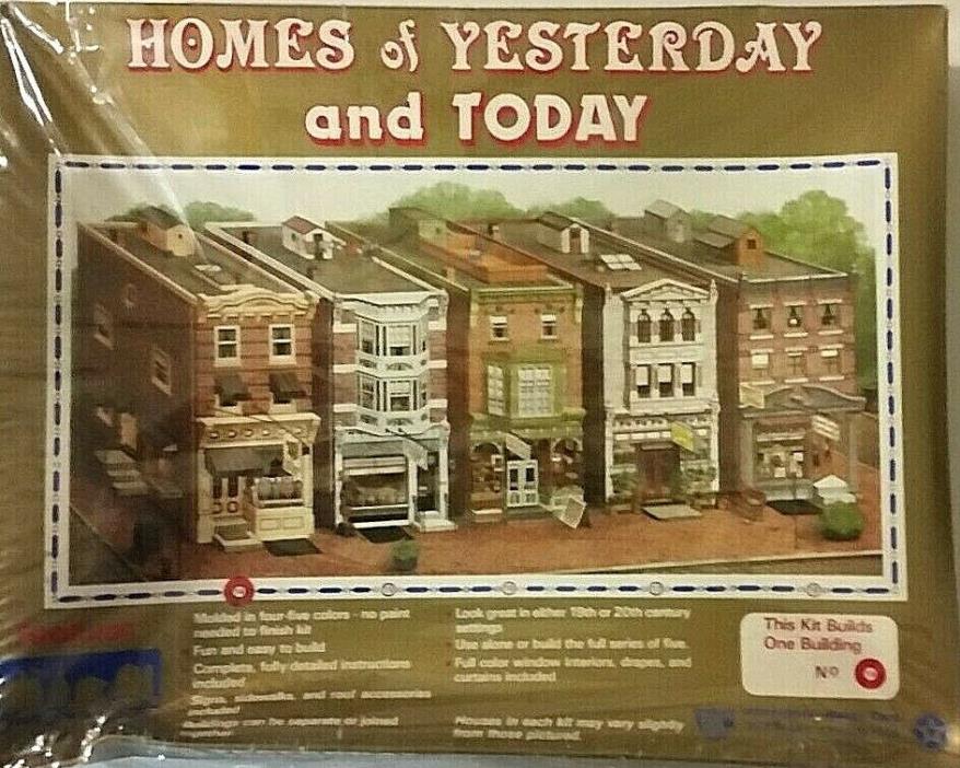 IHC HO SCALE HOMES OF YESTERDAY AND TODAY, #15, SOUTH STREET SMOKE SHOP~ KIT