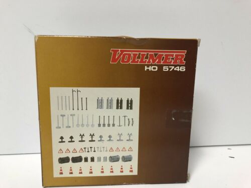 NOS Vollmer HO Train 5746 Fire Station Equipment & Accessories - West Germany