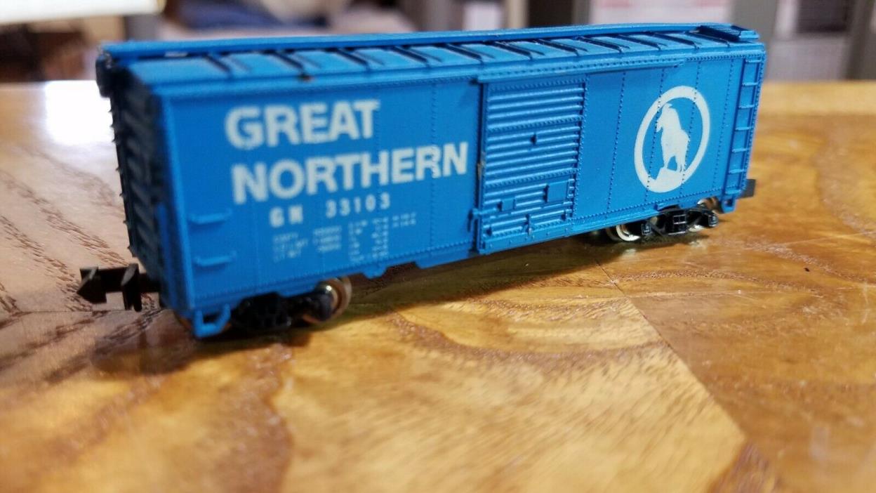 K7 N Scale Train GN 33103 Great Northern Blue with CIRCLE LOGO GOAT