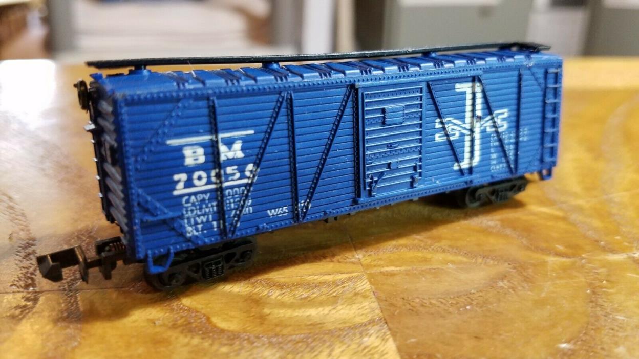 K7 N Scale Train BM 70056 Blue Box Car Boston Maine