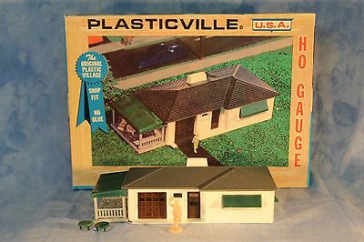 Vintage HO Scale Plasticville USA model kit Ranch House #2618 unassembled