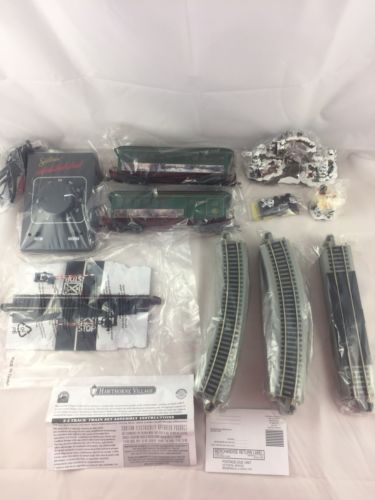 Hawthorne Village Kinkade Express Train Bachmann Christmas Gate St Nicholas Set