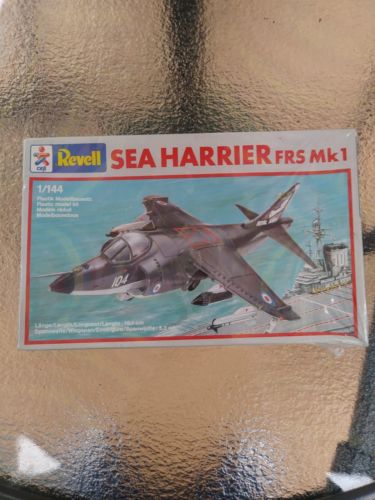 Revell 1/144 Sea Harriet FRS Mk1 Vintage Model Kit