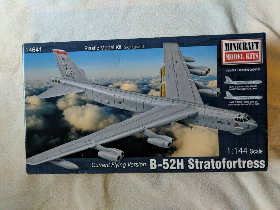 Minicraft 1/144 B-52H Stratofortress Military Model Kit #14641