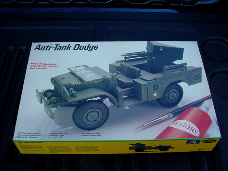 Vintage Anti - Tank Dodge Model Kit