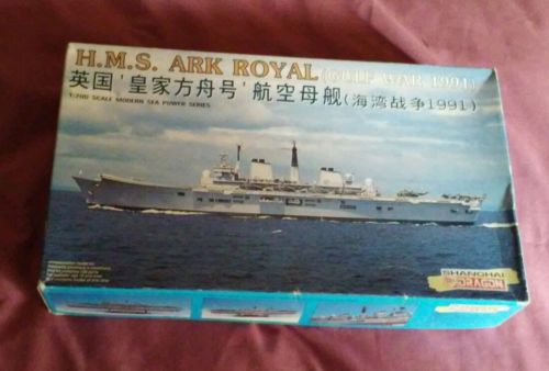 HMS Ark Royal Gulf War 1991 Dragon 1/700 Model New