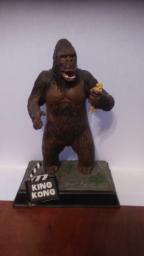 Aurora Monsters of the Movies What If King Kong Pro Built Model Kit by Moebius