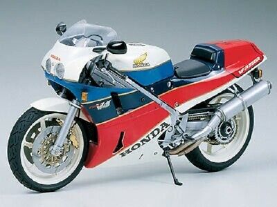 Tamiya  1/12 Honda VFR750R Motorcycle  TAM14057