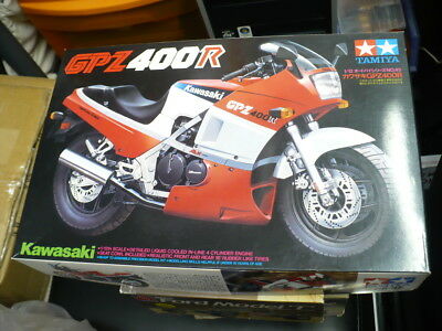Tamiya Kawasaki GPZ400R-complete and unbuilt kit