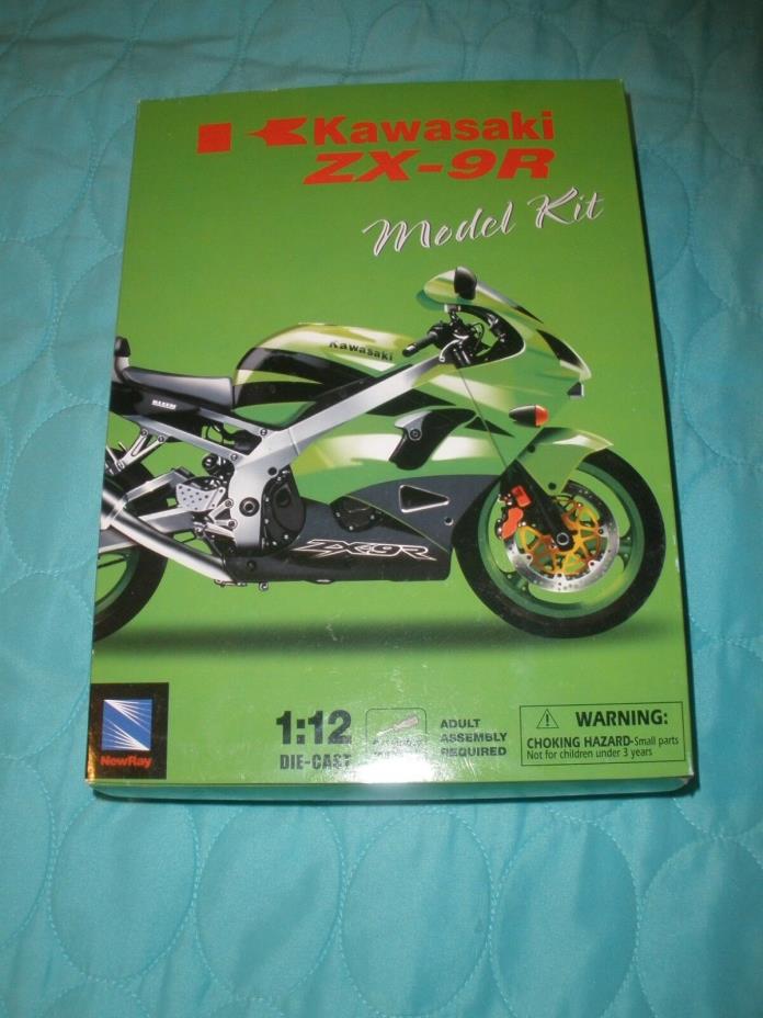 Kawasaki ZX-9R Model Kit 1:12 Die-cast New Ray Toys 8+ Adult Assembly Required