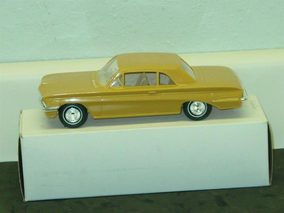 Vintage Plastic 1962 Olds Cutlass F 85, 2 Door HT, Promo Car + Box