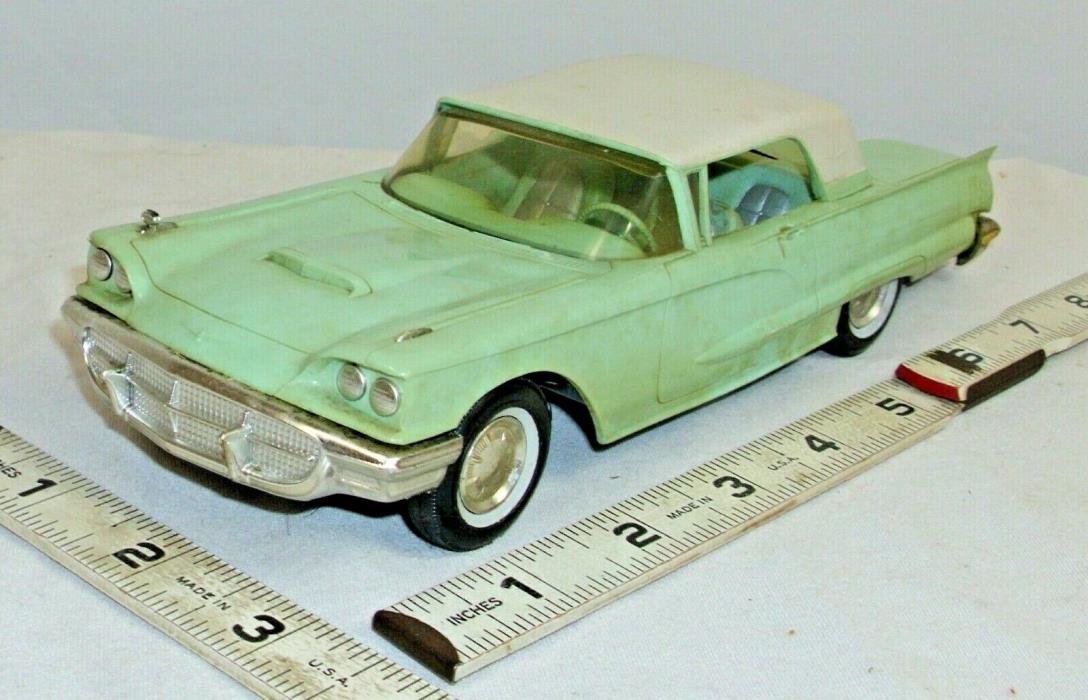 1960 FORD THUNDERBIRD HT EARLY PROMO CAR AMT NICE!