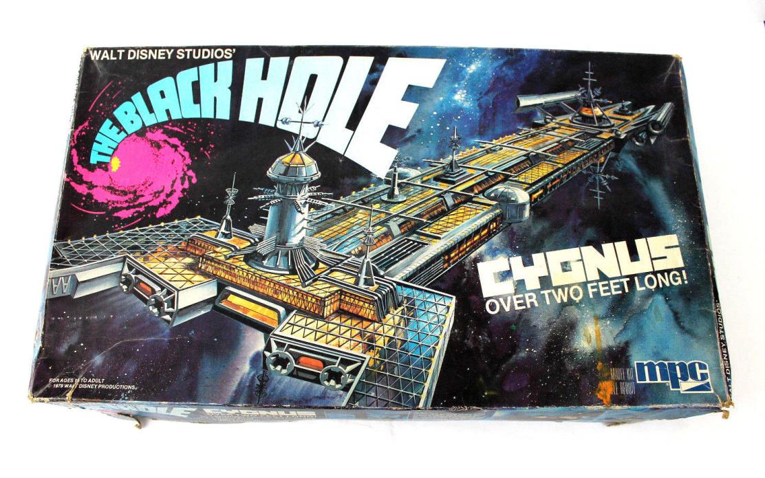 1979 MPC The Black Hole Cygnus Model Kit Walt Disney Complete and Unbuilt