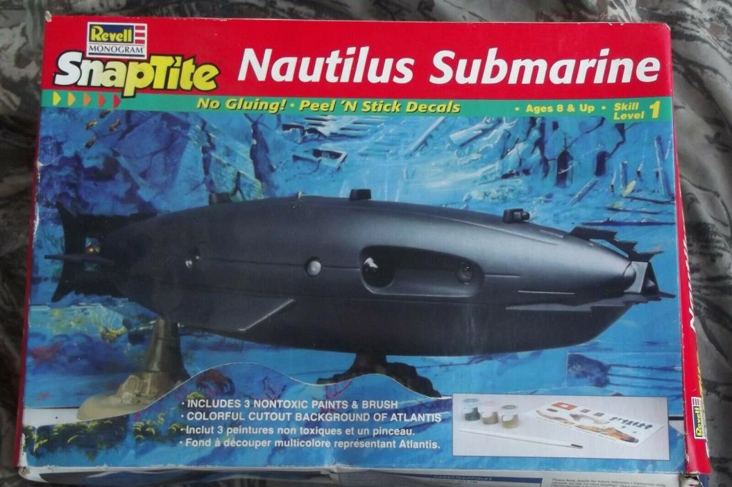 Revell/Monogram Snaptite Nautilus Submarine Model Kit 1187 w/ Paint Box damage