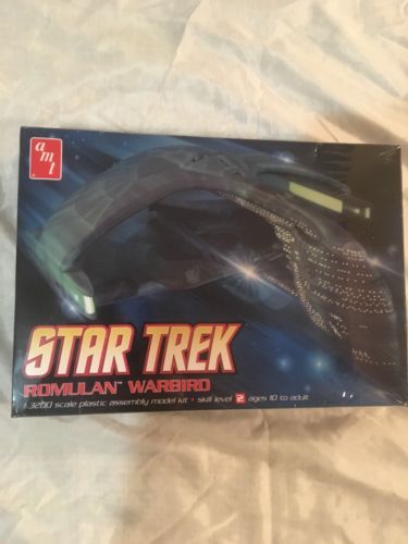Star Trek Romulan Warbird AMT Model Kit Unopened