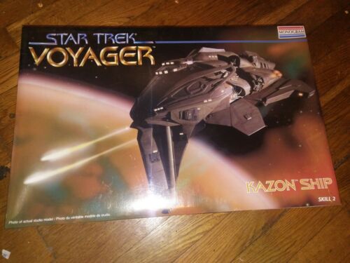 Star Trek Voyager Kazon Ship Monogram Model Kit SEALED skill 2