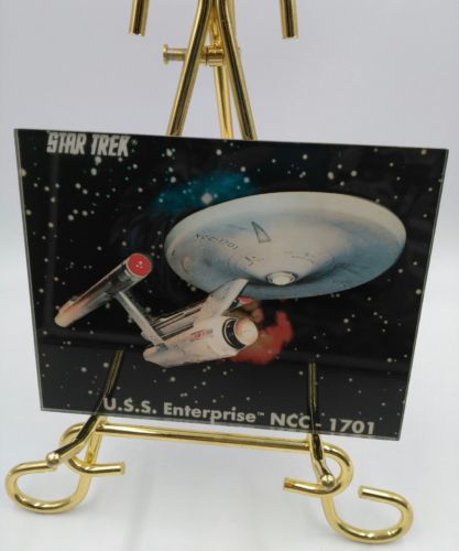 Star Trek Lasersculpt 2000 3-D photo imagery of USS Enterprise NCC-1701