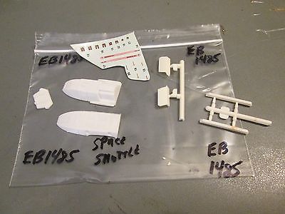 Small Space Shuttle Scale Unknown parts only Package #EB1485