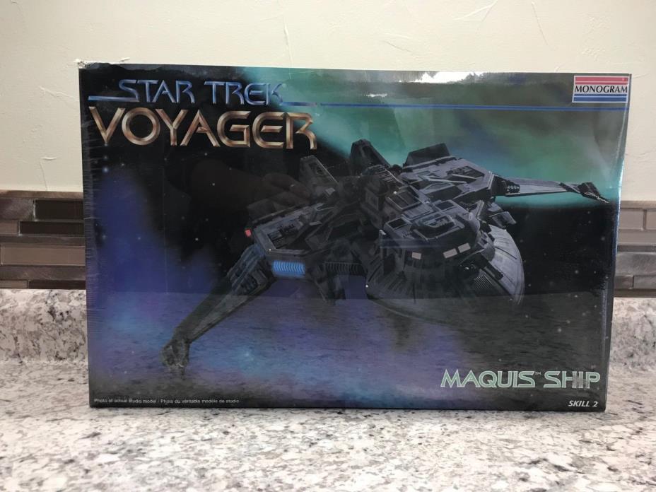 Monogram Star Trek Voyager Maquis Ship Skill Level 2 Model 3605 Marquis