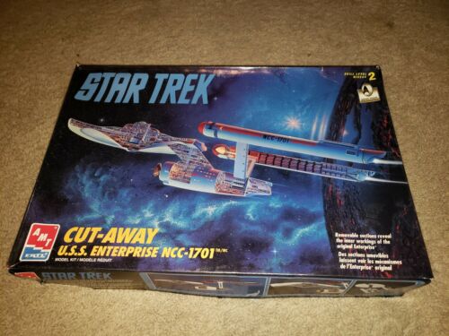 Star Trek Cut-Away U.S.S Enterprise NCC-1701 Model Kit by AMT Space sci-fi open