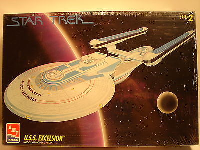 1994 AMT/ERTL Sealed Star Trek USS Excelsior.