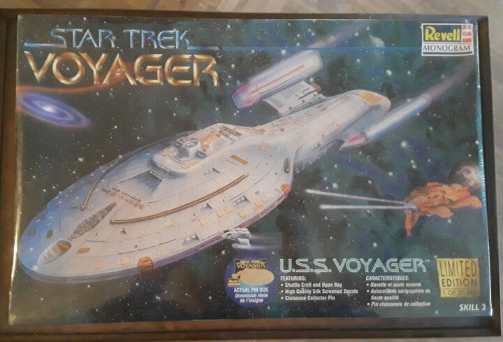 Revell/Monogram Star Trek Voyager-U.S.S. Voyager Limited Edition #85-3612-Sealed