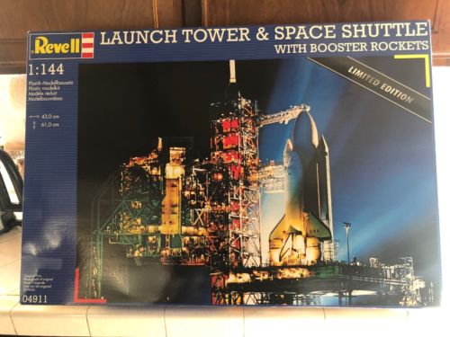 Revell 1/144 Launch Tower & Space Shuttle with Booster Rockets (Limited Edition)