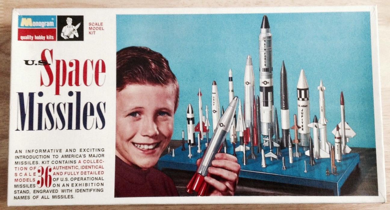 MONOGRAM PS-221 1/128 US SPACE MISSILES MODEL KIT Vintage