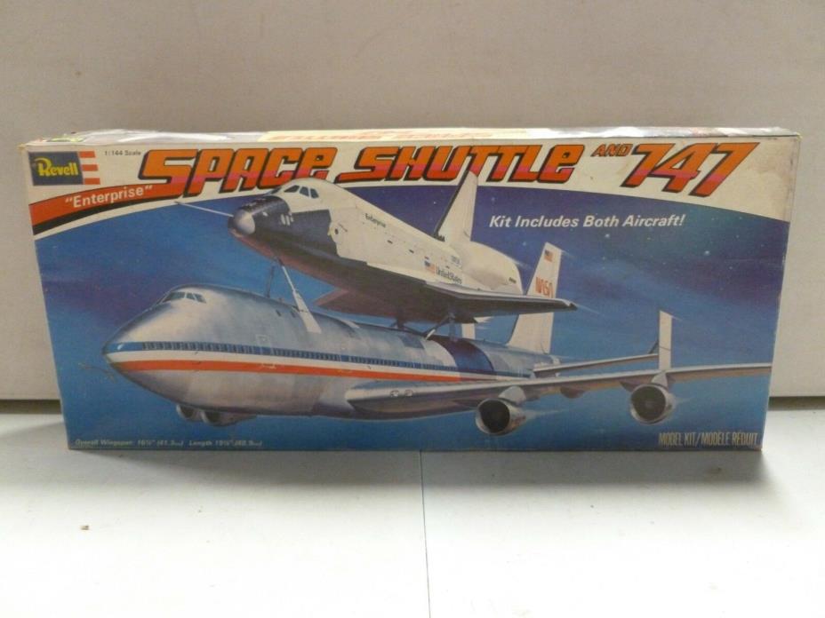 Revell Space Shuttle and 747 1/144