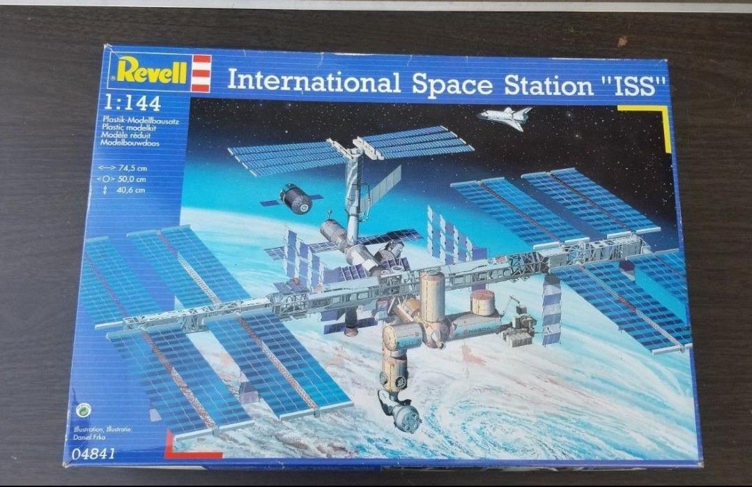 Revell International Space Station ISS 1:144 Scale Plastic Model Kit #04841